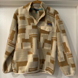 Patagonia Fleece: half snap pullover
